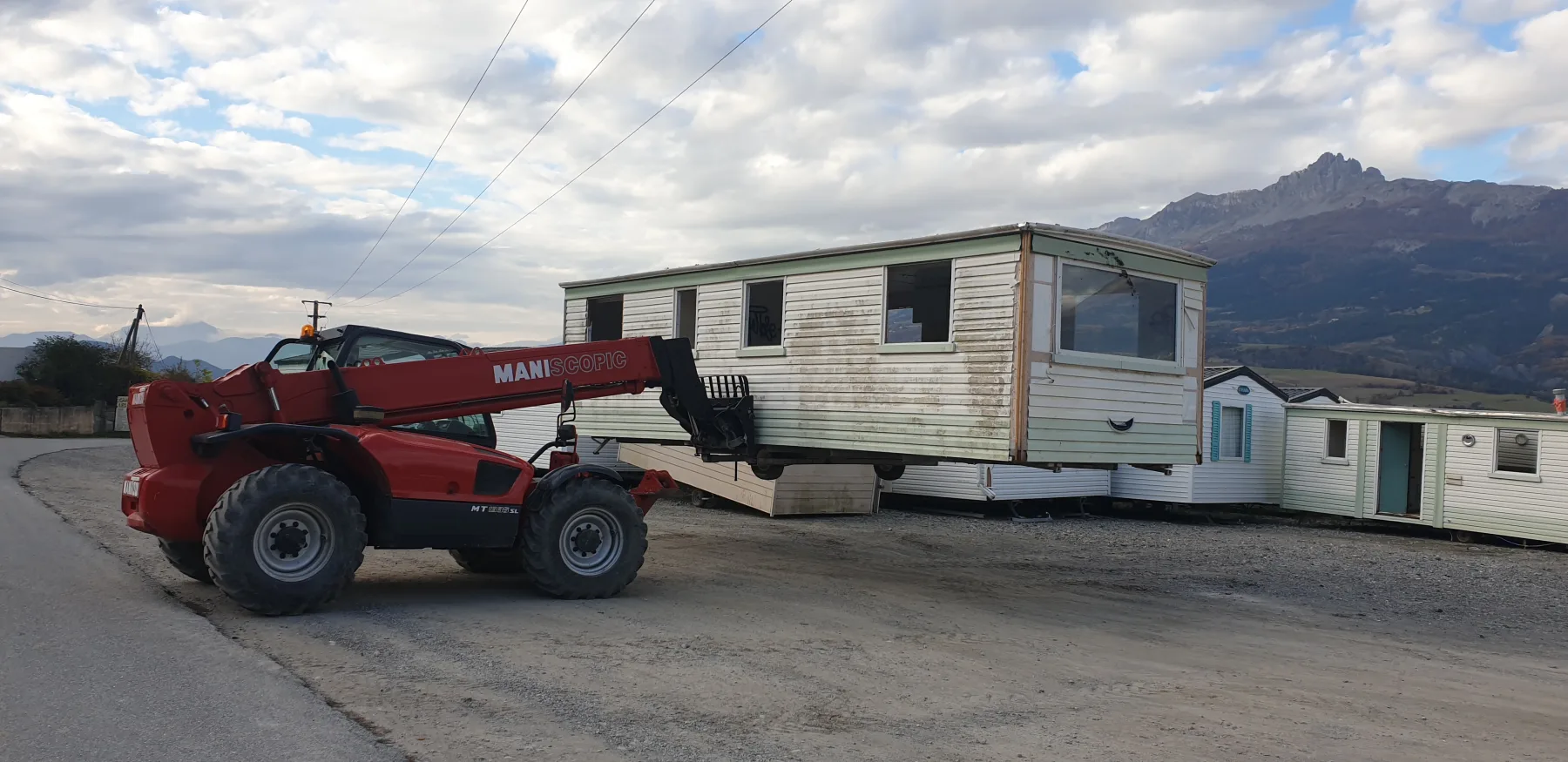 Reprise d'un ancien mobil-home pour recyclage